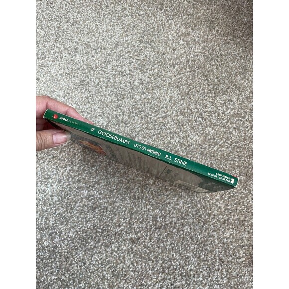 Goosebumps Let's Get Invisible #6 By RL Stine First Edition VTG 1993 - Picture 7 of 7